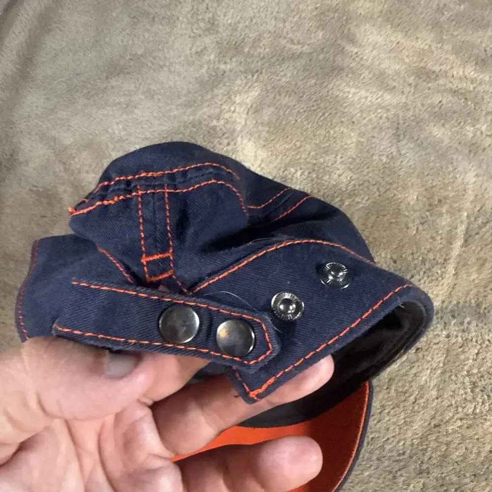 Preowned WOMEN CHICAGO BEARS LOGO CHIC CADET ADJUSTABLE BUTTON STRAP CAP HAT